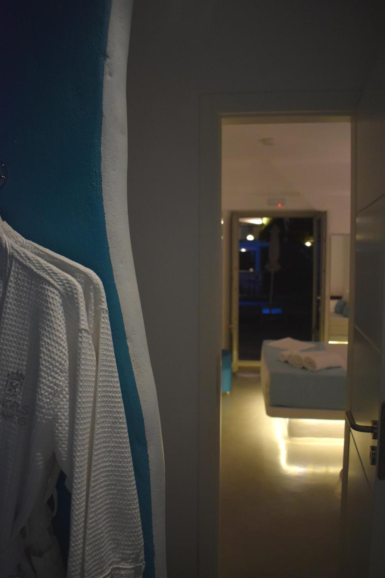 Angels Pillow Luxury Boutique Residence - Adults Only Naousa  Phòng bức ảnh